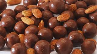ALMENDRAS CON CHOCOLATE